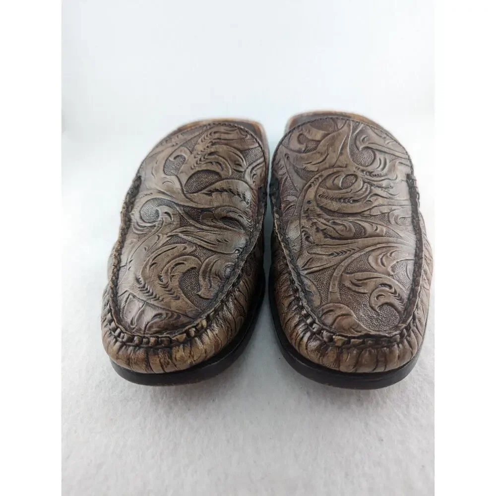 Cole Haan wmns 7B Slides Open Back Tooled Leather Brown Leather Soles Preowned